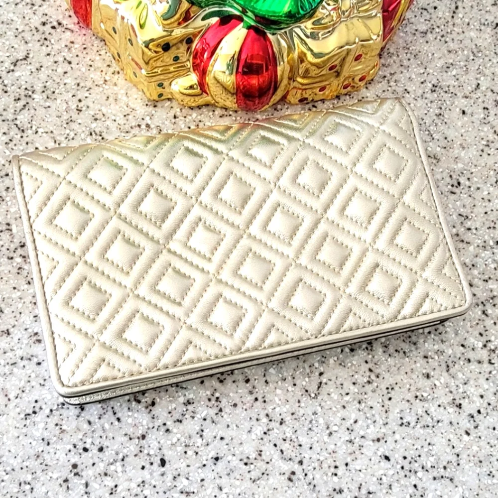Tory Burch beautiful wallet